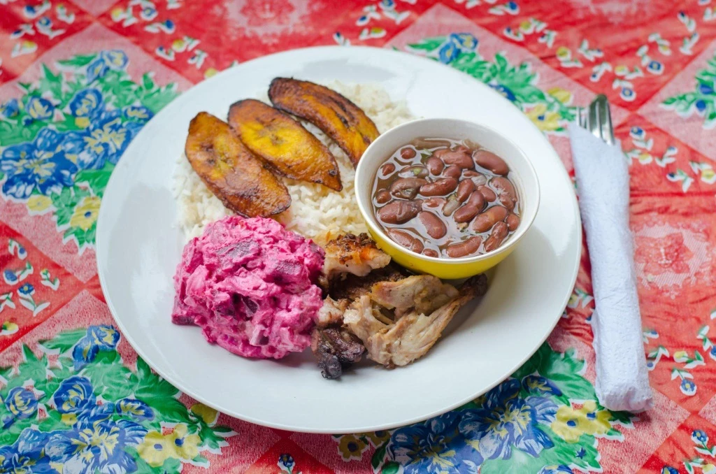 panamanian gastronomy: fusion of flavors